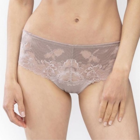 Luxurious lace shorts dusty rose