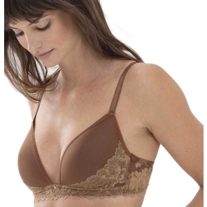 uxurious soft spacer triangle brabrown