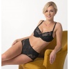 7816-7816_640db77bacce10.12652536_donna-horisontal-black-image-photo-insta_large.jpg